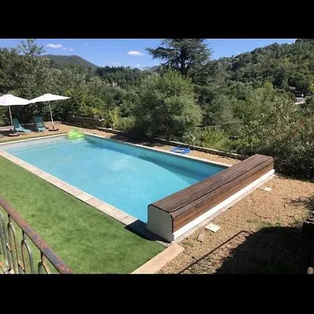 Familiale Dans Un Ecrin De Verdure بيت للعطل
